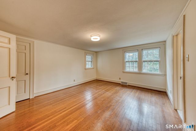 344 North Steele Road, West Hartford, CT 06117