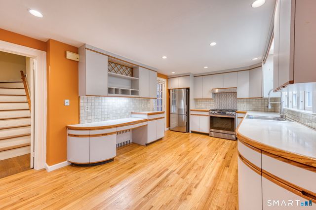 344 North Steele Road, West Hartford, CT 06117