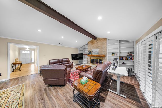 3006 Gailer, San Antonio, TX 78230