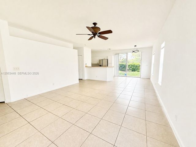 12572 Shoreline Dr 107, Wellington, FL 33414