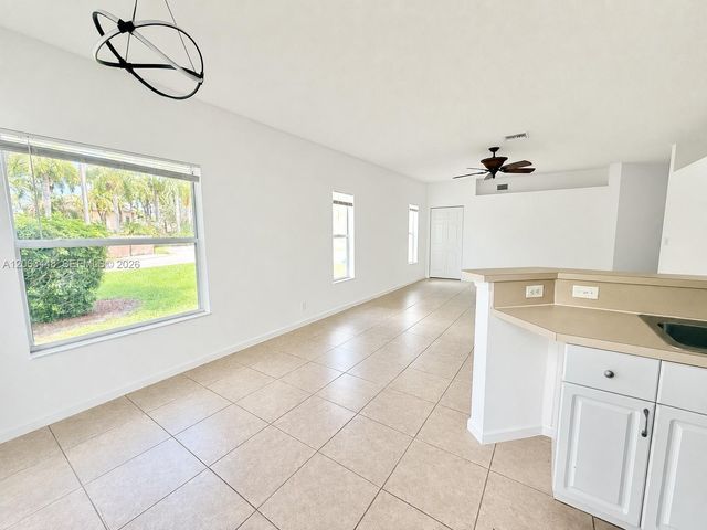 12572 Shoreline Dr 107, Wellington, FL 33414