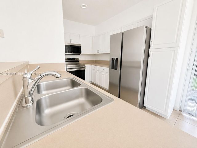 12572 Shoreline Dr 107, Wellington, FL 33414