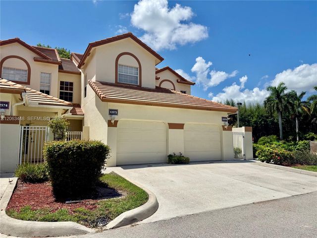 12572 Shoreline Dr 107, Wellington, FL 33414