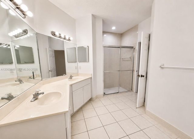 12572 Shoreline Dr 107, Wellington, FL 33414