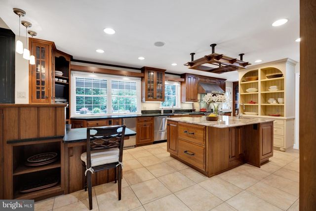 1800 READING BLVD, Wyomissing, PA 19610