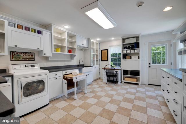 1800 READING BLVD, Wyomissing, PA 19610