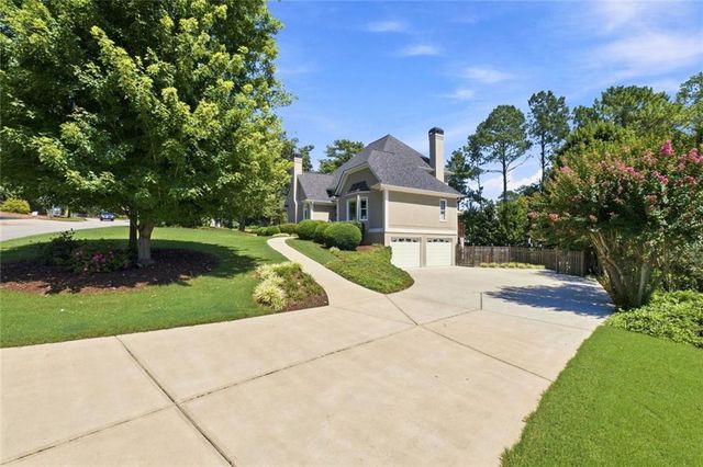 12555 Crabapple Chase Drive, Alpharetta, GA 30004