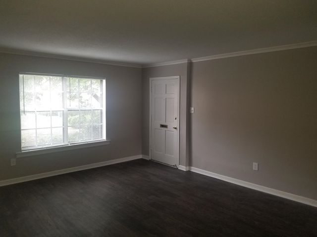 3212 THIRTEEN COLONY MALL # 3A, Memphis, TN 38115