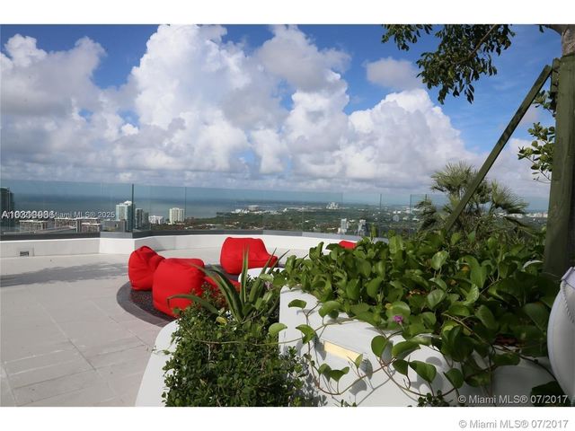 55 SW 9th St 3409, Miami, FL 33130