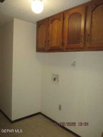 371 FLEMISH Circle, El Paso, TX 79912