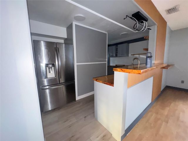 15906 COUNTRY FARM PLACE, Tampa, FL 33624