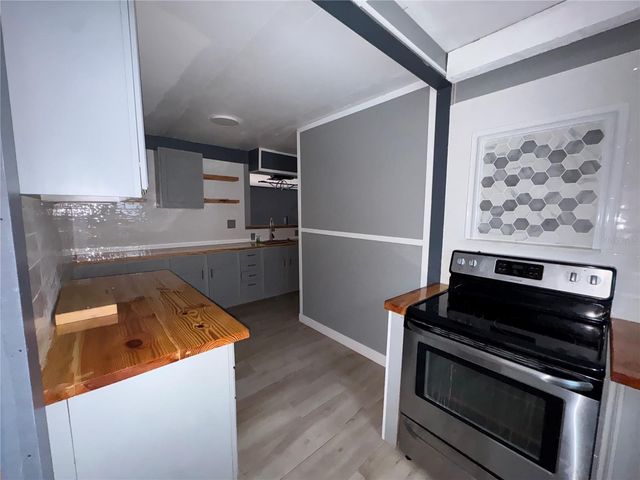 15906 COUNTRY FARM PLACE, Tampa, FL 33624