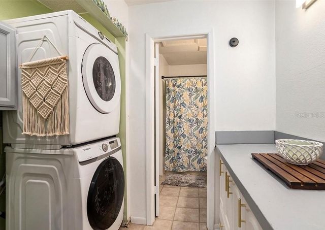 15906 COUNTRY FARM PLACE, Tampa, FL 33624