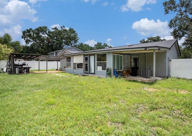 15906 COUNTRY FARM PLACE, Tampa, FL 33624