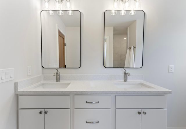 5345 45th Avenue S, Minneapolis, MN 55417