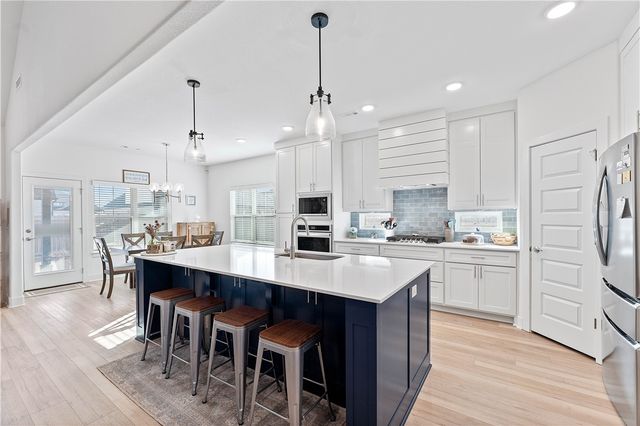 1218 Camerino Street, Tontitown, AR 72762