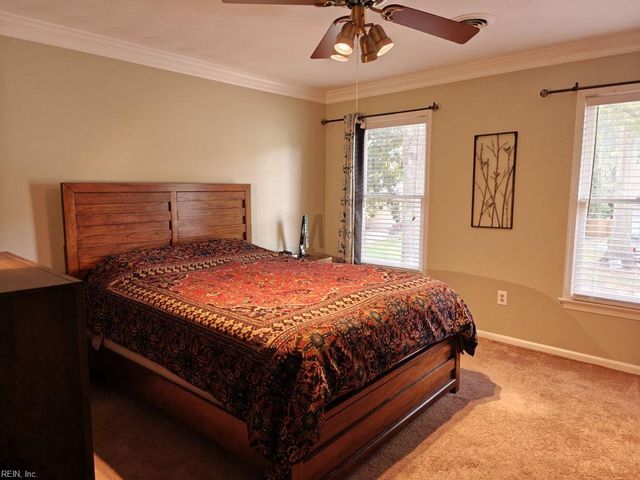 1118 Fairway DR, Chesapeake, VA 23320