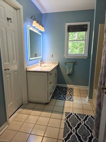 1118 Fairway DR, Chesapeake, VA 23320
