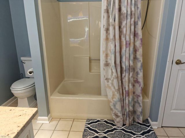 1118 Fairway DR, Chesapeake, VA 23320