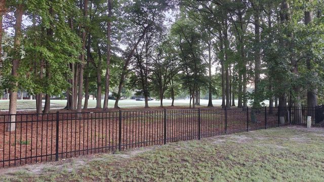 1118 Fairway DR, Chesapeake, VA 23320