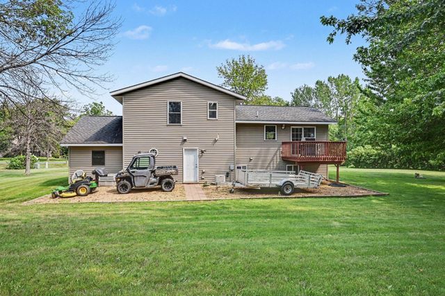 932 Hillside Avenue SW, New Prague, MN 56071