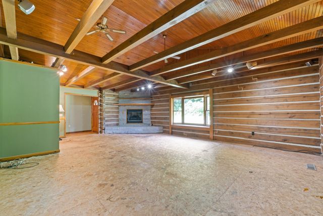 2738 Hurricane Creek Rd, Tullahoma, TN 37388