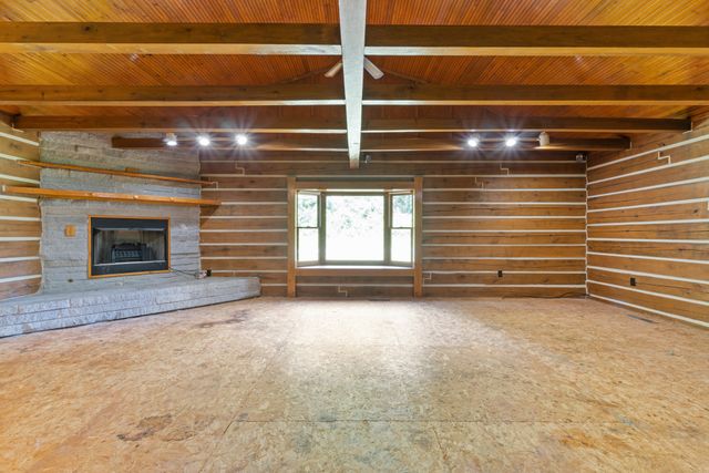 2738 Hurricane Creek Rd, Tullahoma, TN 37388