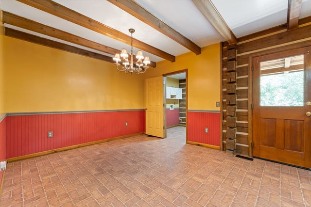 2738 Hurricane Creek Rd, Tullahoma, TN 37388