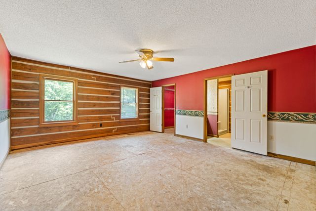 2738 Hurricane Creek Rd, Tullahoma, TN 37388