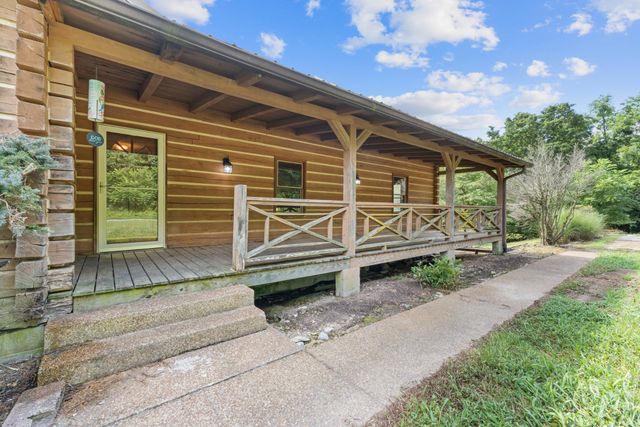 2738 Hurricane Creek Rd, Tullahoma, TN 37388