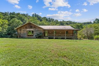 2738 Hurricane Creek Rd, Tullahoma, TN 37388