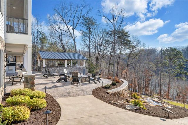 162 Lake Pointe TRL, Glade Hill, VA 24092