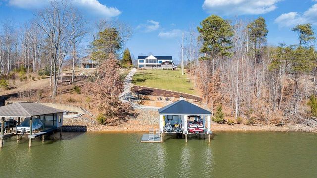 162 Lake Pointe TRL, Glade Hill, VA 24092