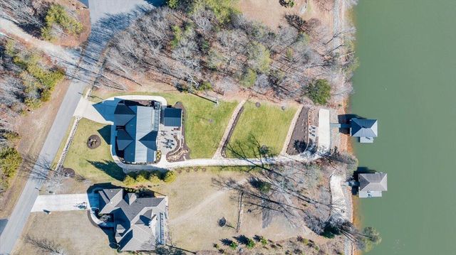 162 Lake Pointe TRL, Glade Hill, VA 24092