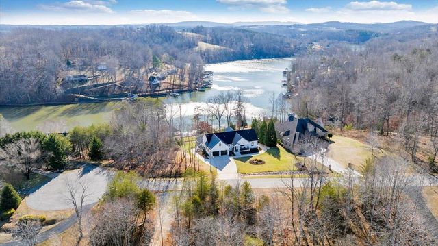 162 Lake Pointe TRL, Glade Hill, VA 24092