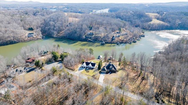 162 Lake Pointe TRL, Glade Hill, VA 24092