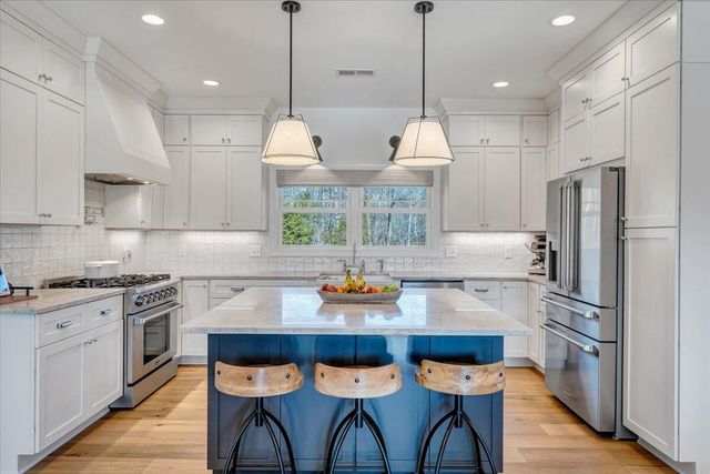 162 Lake Pointe TRL, Glade Hill, VA 24092