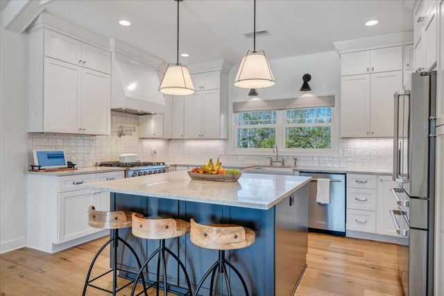 162 Lake Pointe TRL, Glade Hill, VA 24092