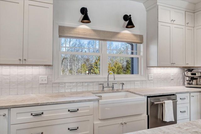 162 Lake Pointe TRL, Glade Hill, VA 24092