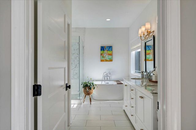 162 Lake Pointe TRL, Glade Hill, VA 24092