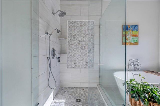 162 Lake Pointe TRL, Glade Hill, VA 24092