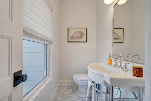 162 Lake Pointe TRL, Glade Hill, VA 24092