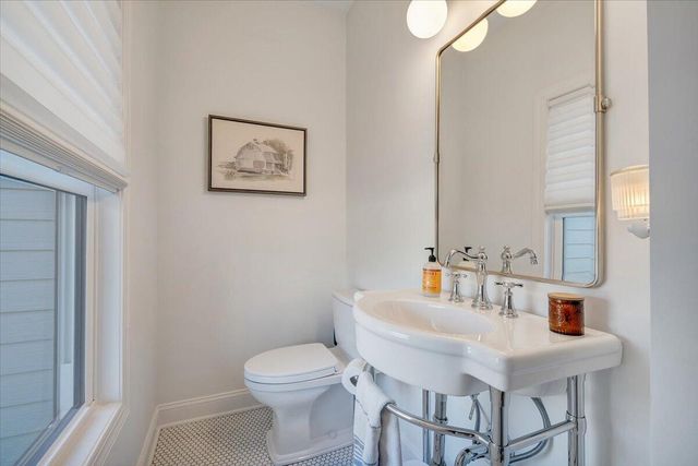 162 Lake Pointe TRL, Glade Hill, VA 24092