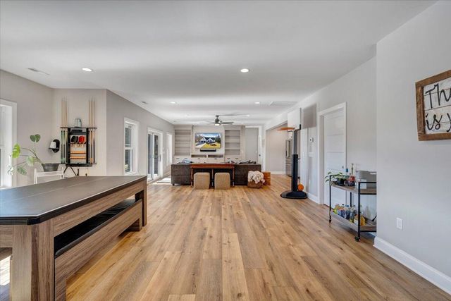 162 Lake Pointe TRL, Glade Hill, VA 24092