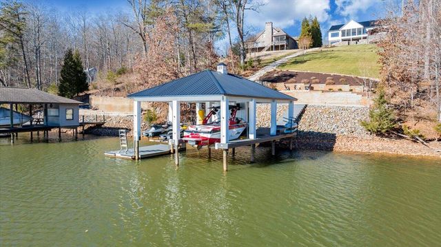 162 Lake Pointe TRL, Glade Hill, VA 24092