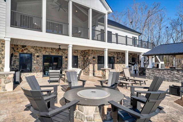 162 Lake Pointe TRL, Glade Hill, VA 24092