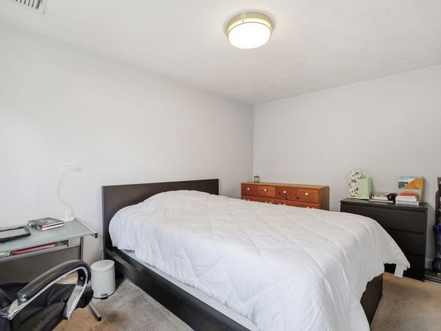 161 Keswick Rd, Brockton, MA 02302