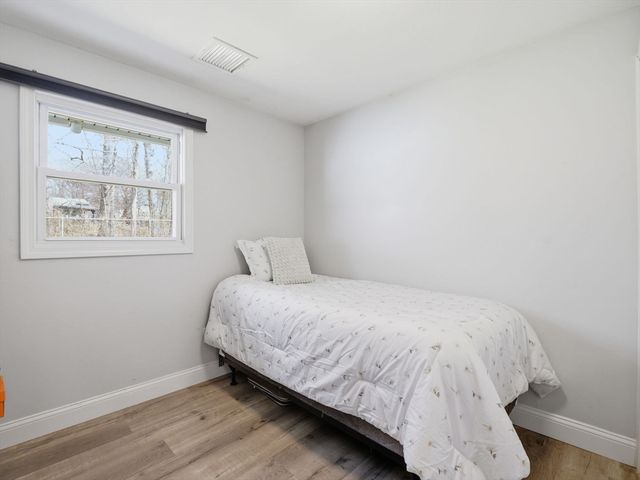 161 Keswick Rd, Brockton, MA 02302