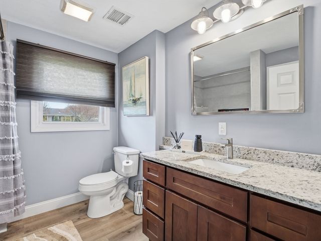 161 Keswick Rd, Brockton, MA 02302