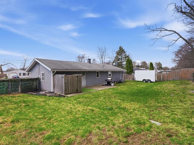 161 Keswick Rd, Brockton, MA 02302